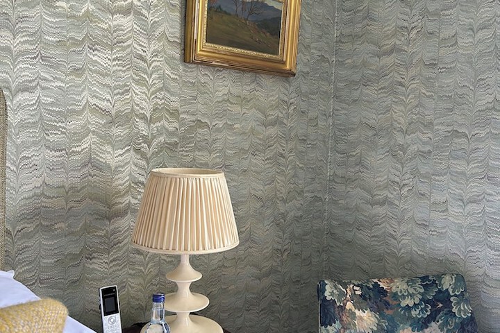 Room 12 of 52