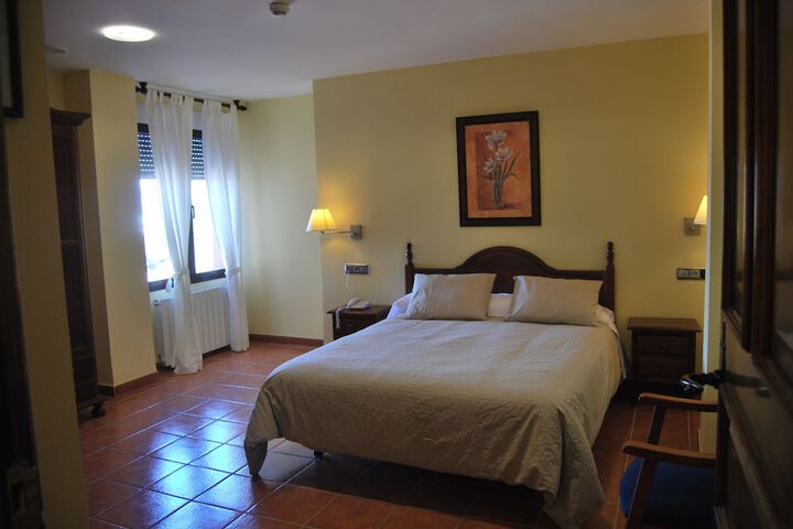 Room 15 of 42