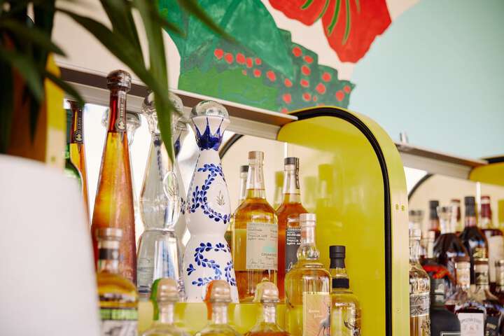 Poolside bar
