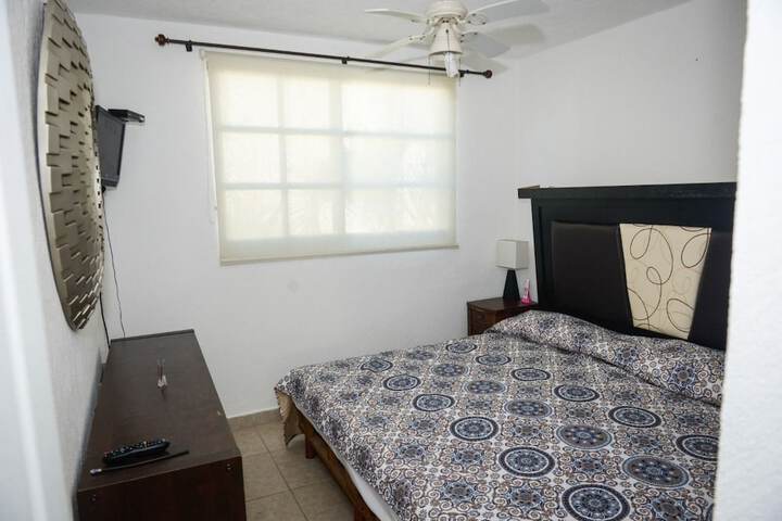Room 2 of 9