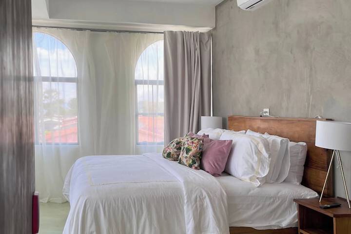 Room 10 of 51