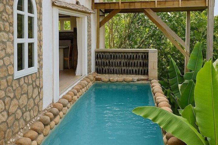 Crystals Villa Hotel