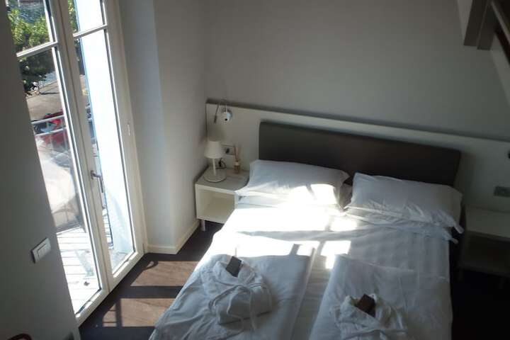 Room 18 of 64