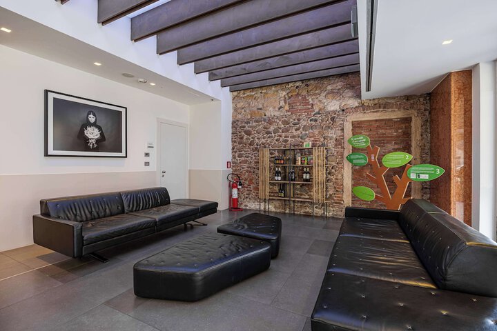 Lobby Entry