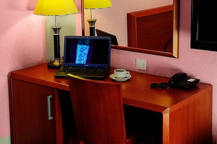 Room 15 of 59