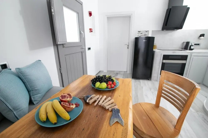 Aegean Melody Suites Santorini Premier Suite With Outdoor Private Heated Jacuzzi