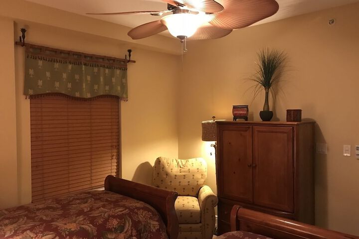 Luxurious 3bd 3ba Direct Oceanfront Condo #103 Sanibel in Daytona Beach Shores, FL