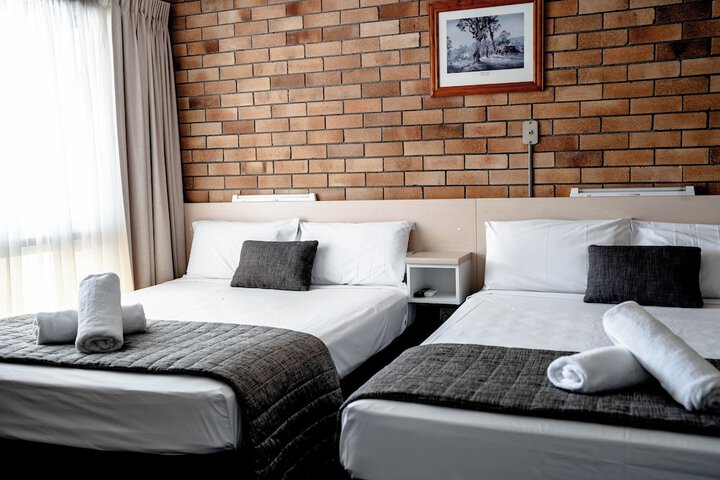 Room 32 of 52