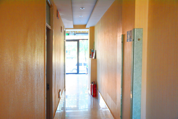 Hotel Interior 4 of 24