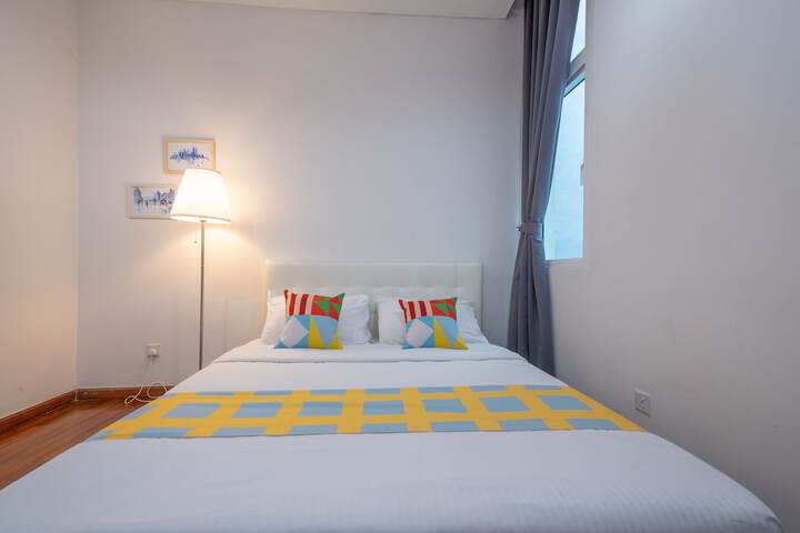 Room 10 of 41