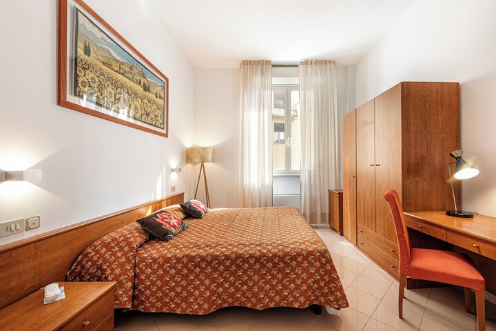 Room 54 of 181