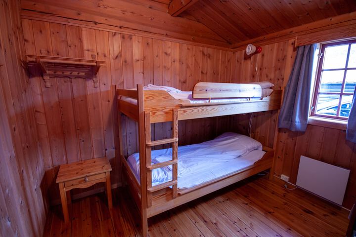 Room 34 of 103