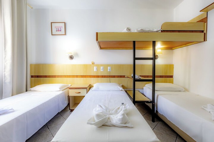 Room 50 of 104