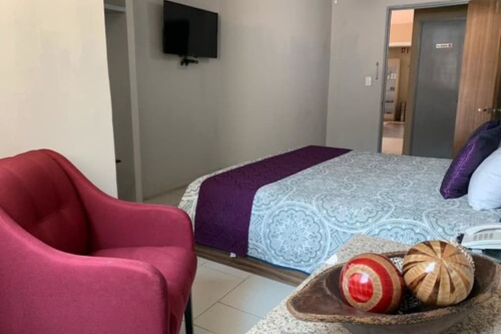 Room 17 of 32