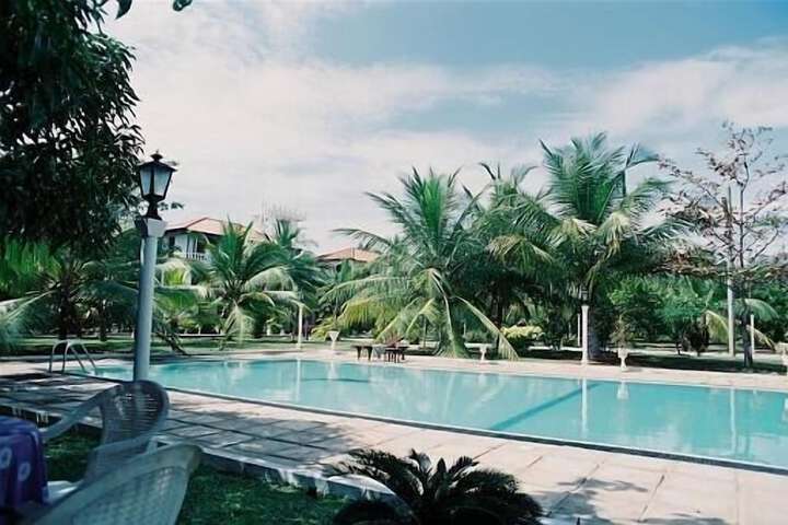 Pool 35 of 64