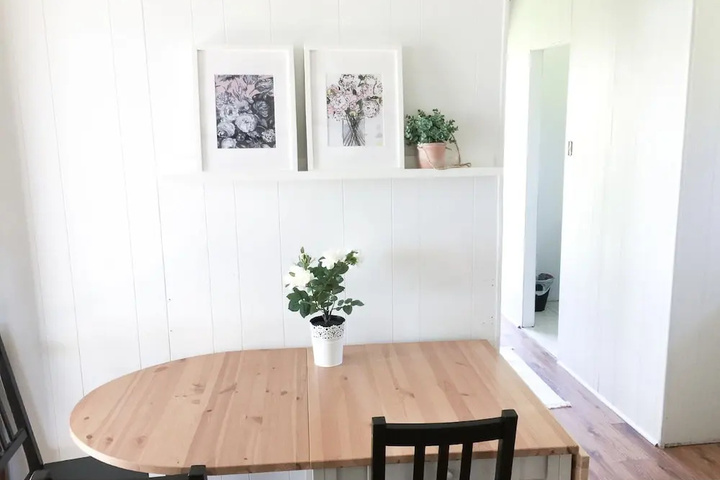 Room 4 of 20