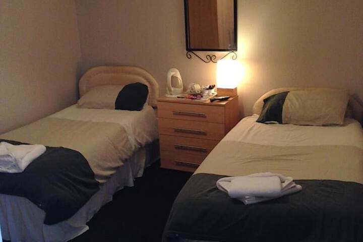 Room 10 of 20