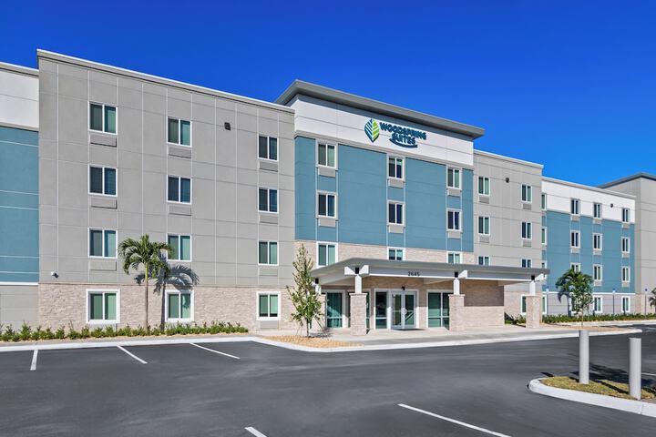 WoodSpring Suites Palm Springs – West Palm Beach in Lake Worth, FL