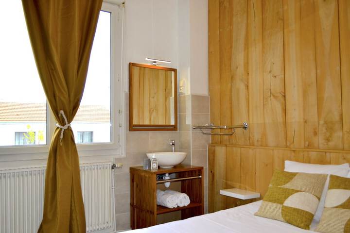 Room 20 of 32
