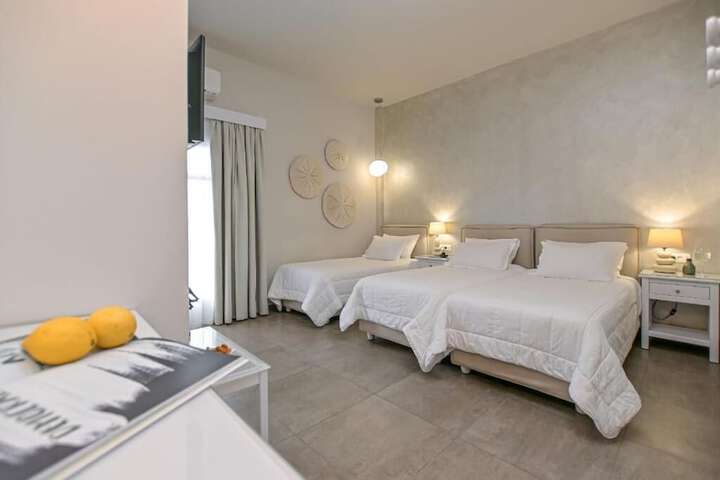 Room 10 of 44