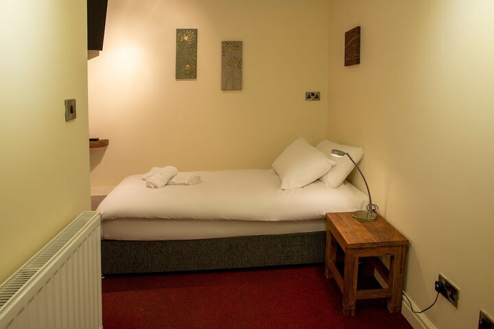 Room 17 of 73