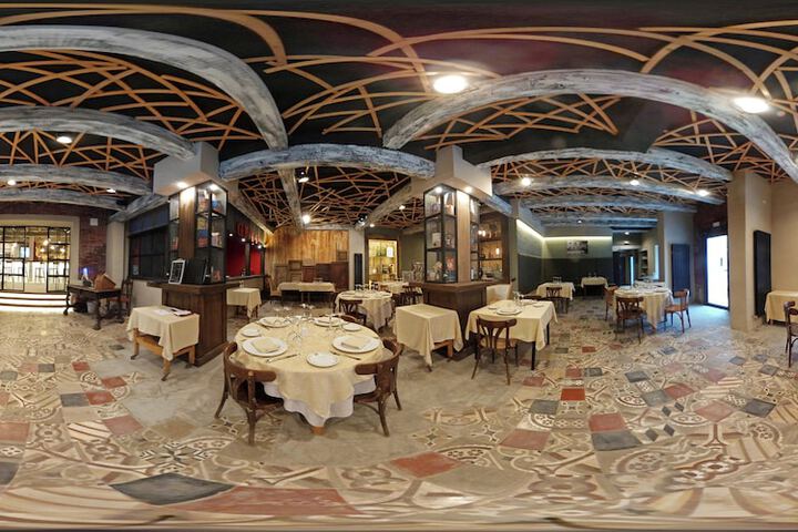 Dining 83 of 131