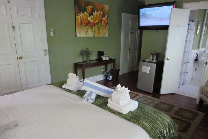 Room 10 of 47