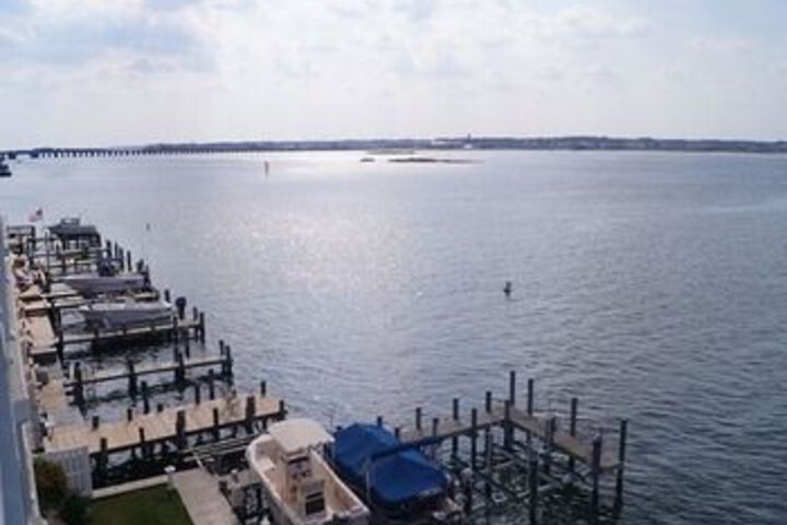 Dock