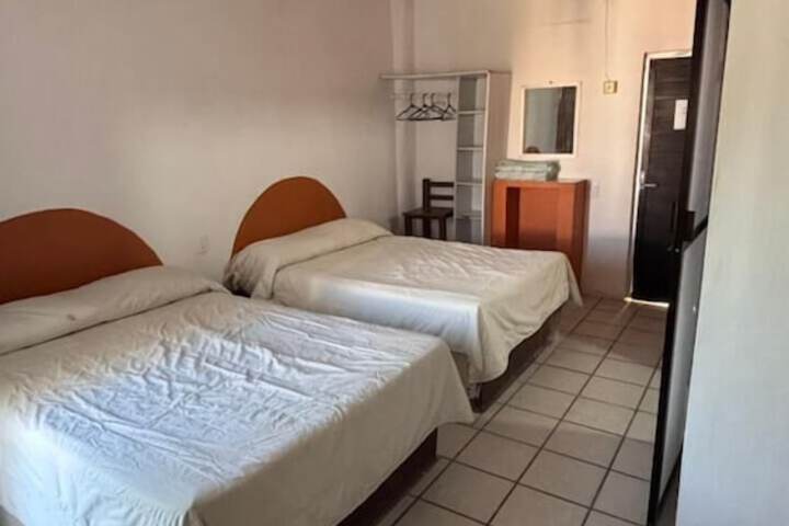 Room 13 of 70