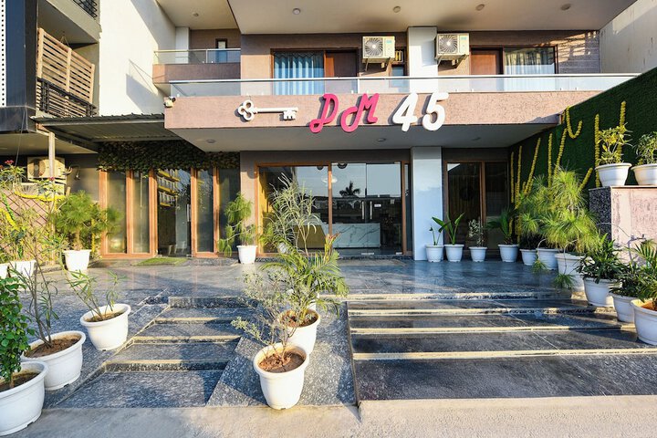 Hotel 35 of 39