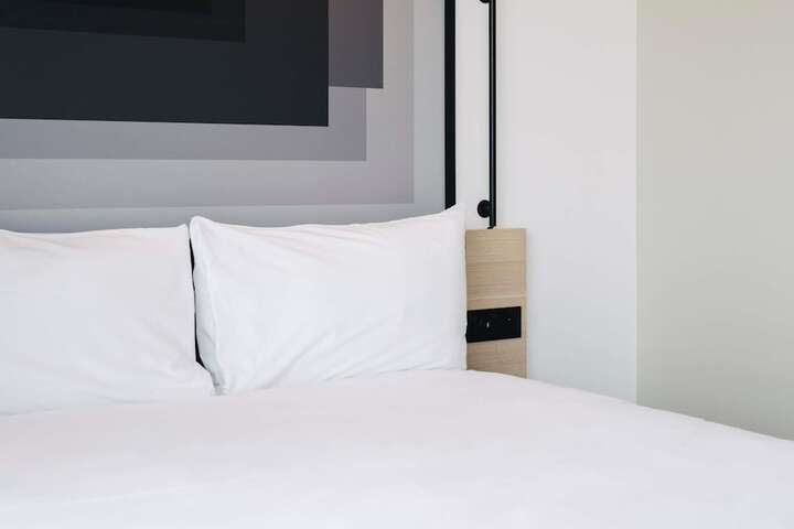 Room 25 of 75