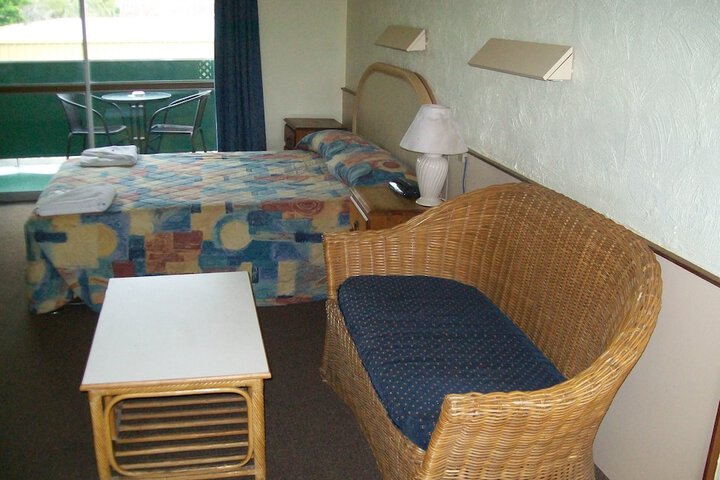 Room 6 of 36