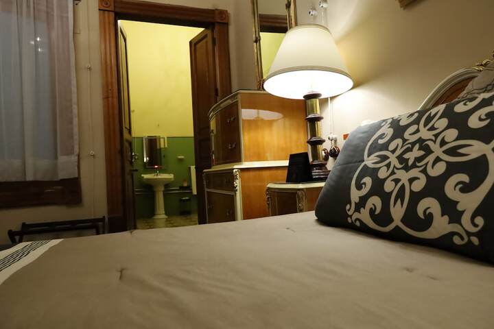 Room 41 of 43