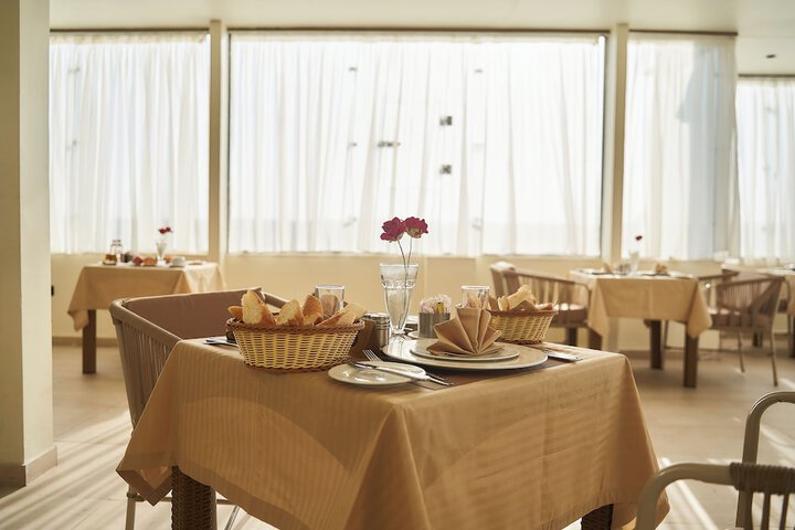 Dining 135 of 174