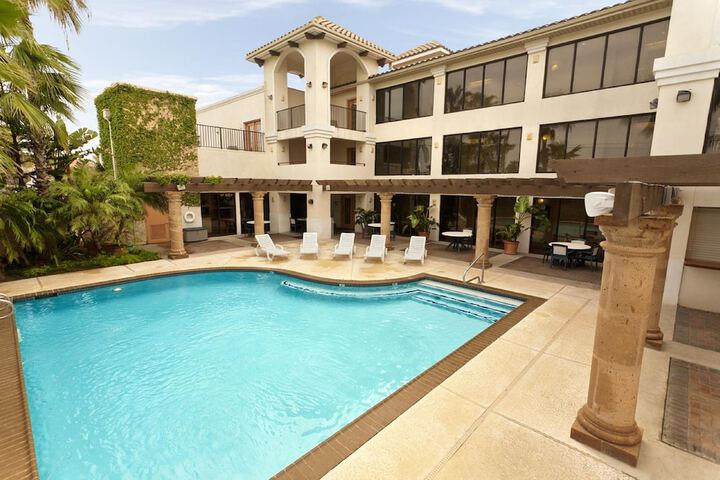 Pool 31 of 43