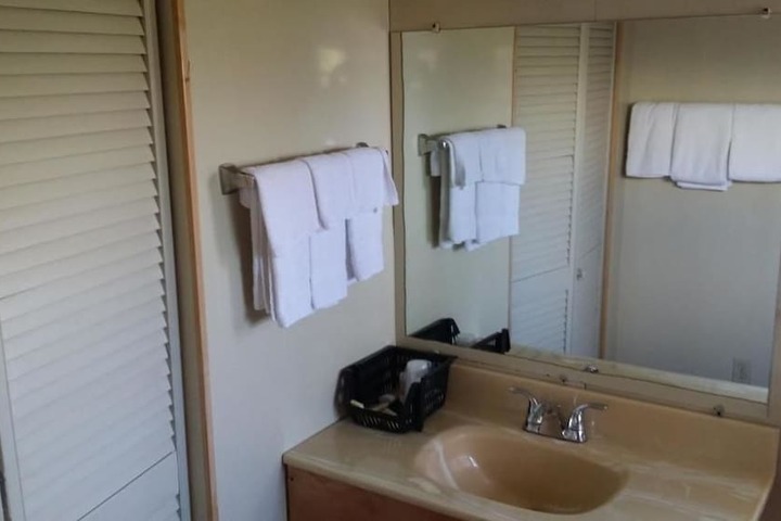 Room 16 of 26