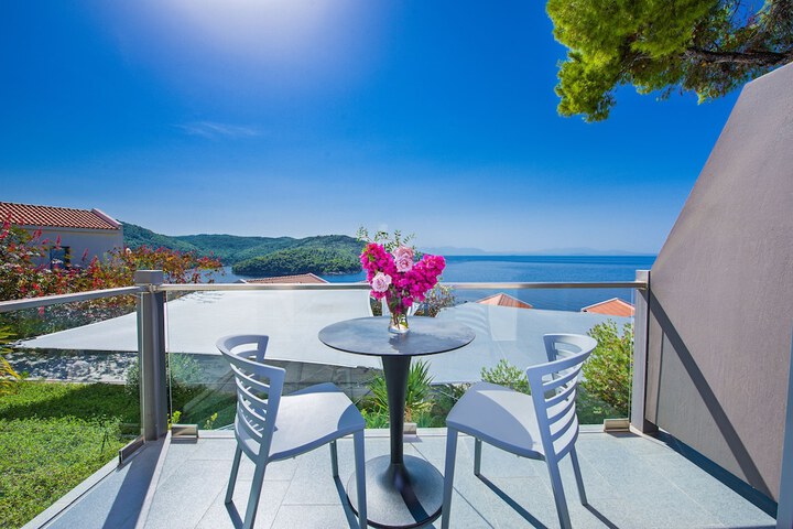 Terrace/Patio 47 of 127