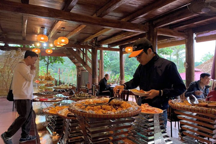 Breakfast/Coffee Service 102 of 149