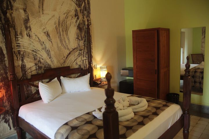 Room 14 of 71