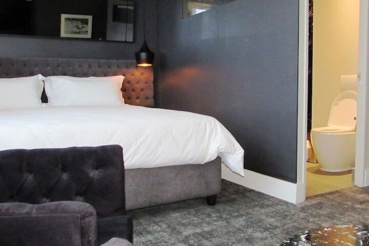 Room 10 of 51
