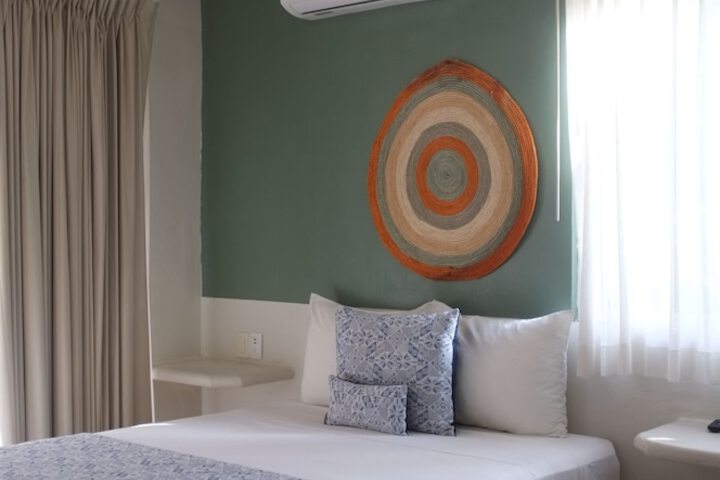Room 34 of 89