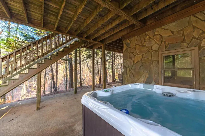 Pool 14 of 23