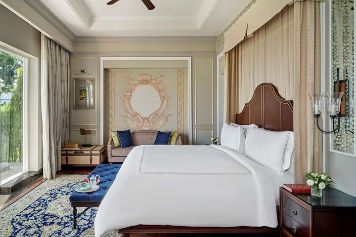 Room 47 of 320