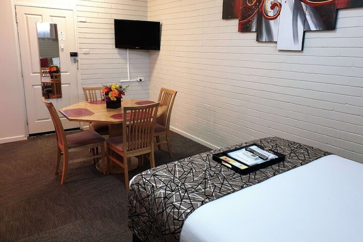 Room 13 of 63