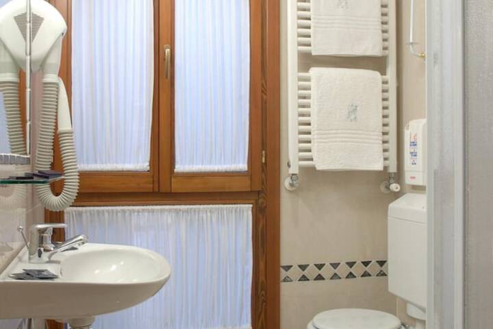 Clean Restrooms