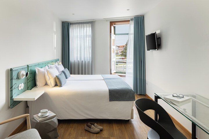 Room 21 of 61
