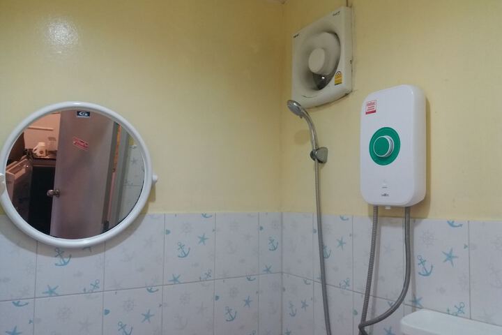Room 16 of 22