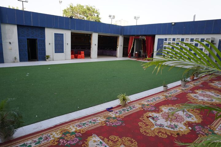 Ballroom/Hall 54 of 77