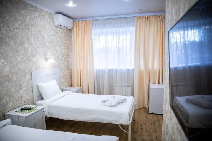 Room 20 of 44