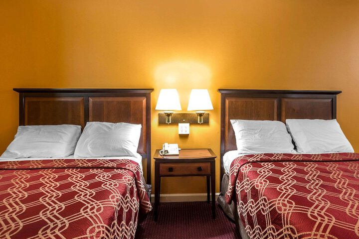 2 Double Beds Accessible Room (4 of 9)